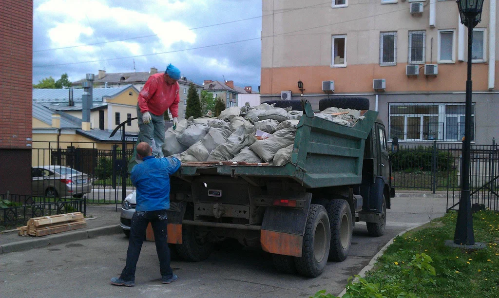 Вывоз строительного мусора в Улане-Удэ от 1639 руб. – ПроМусор