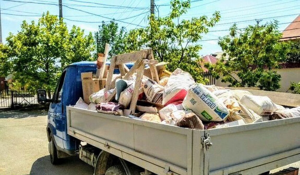 Вывоз мусора Газелью в Улане-Удэ в октябре