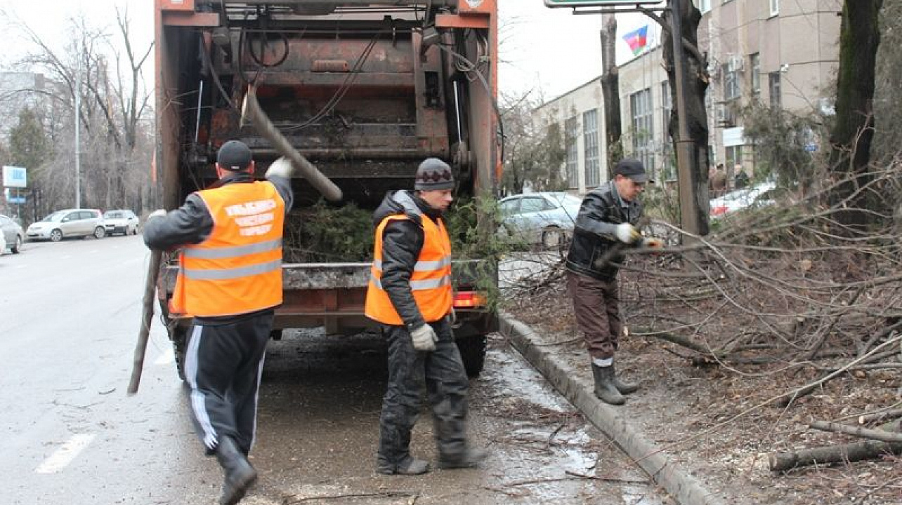 Уборка после стихийного бедствия в Улане-Удэ от 2919 руб